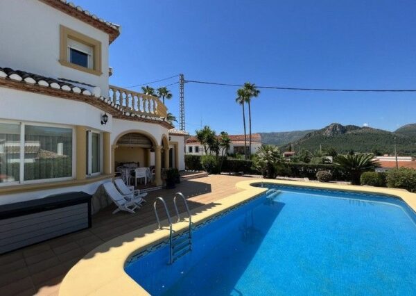 enovia real estate Mediterrane Villa in Orba 2