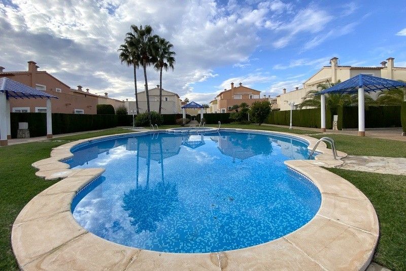 Mediterrane Villa in Oliva