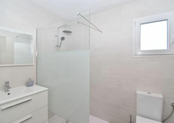 enovia real estate Villa im Landhausstil in Lliria 6