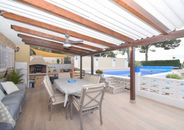 enovia real estate Villa im Landhausstil in Lliria 8