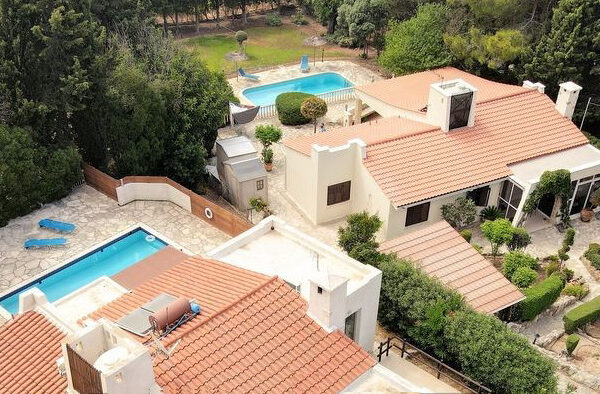 Enovia Real Estate Villa in Tala 1 1