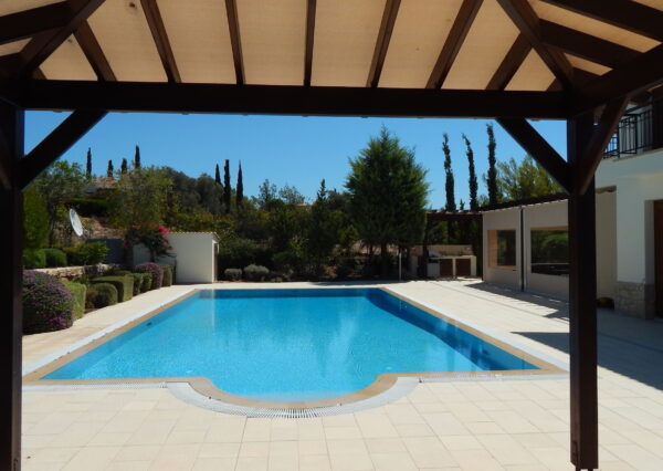 enovia real estate aphrodite hills 14