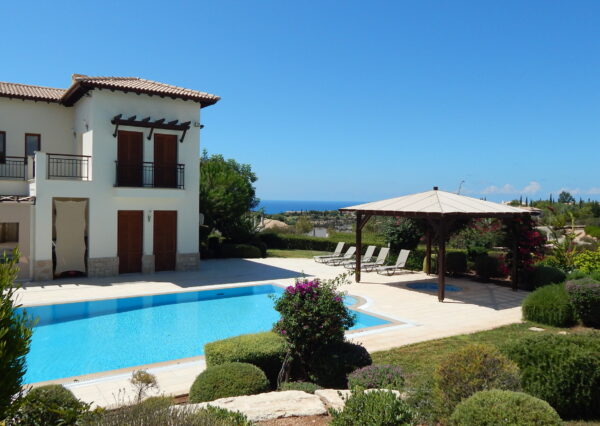 enovia real estate aphrodite hills 18
