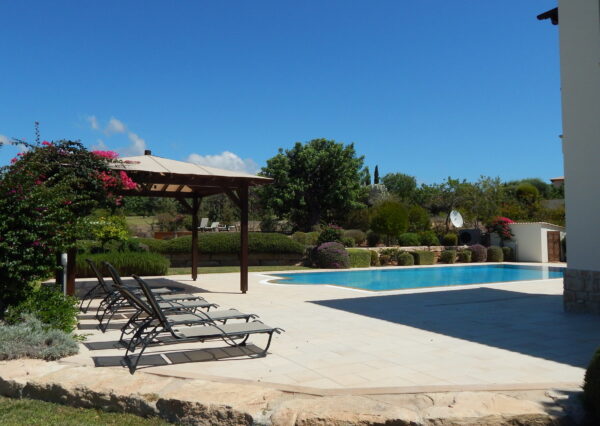 enovia real estate aphrodite hills 22