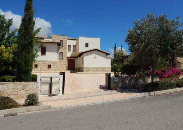 enovia real estate aphrodite hills 24