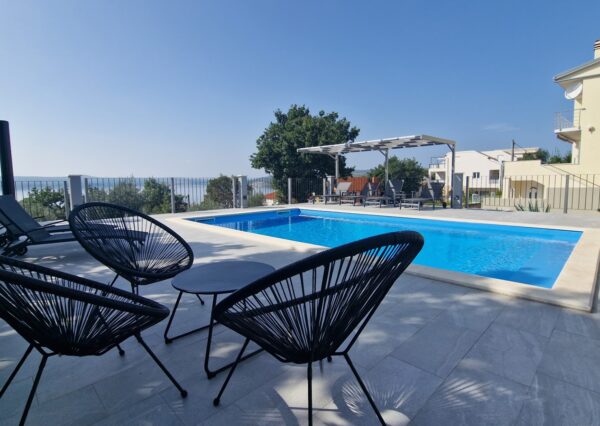 enovia real estate masclenia 6 1
