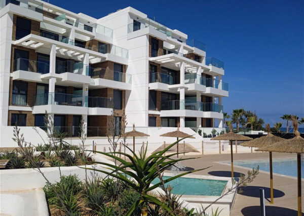 enovia real estate erste reihe denia 4